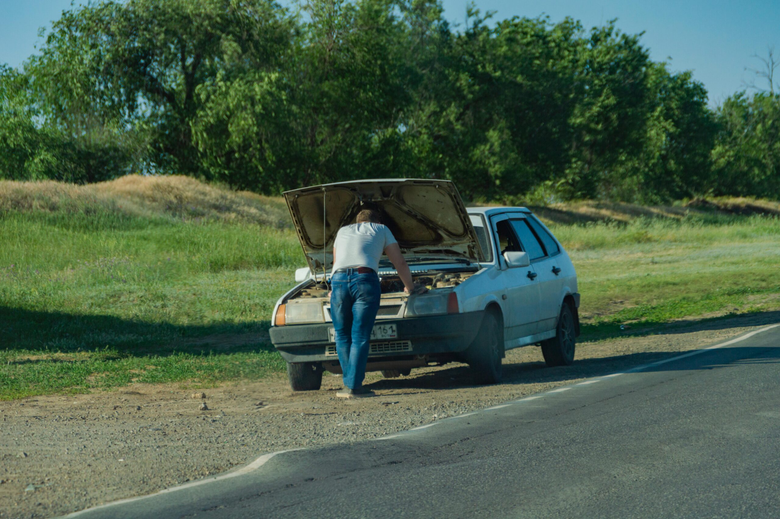 How to Sue a Car Manufacturer for Defects in California (& Win)
